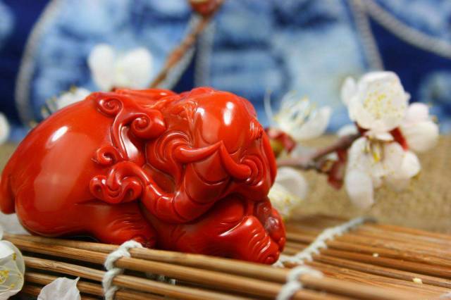 中国人走私100斤琥珀,在俄罗斯被抓,将判刑7年!违法的东西不能