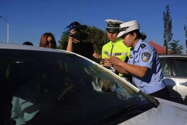 大连多乘员车辆专用道启用，单身汪们可慌了...