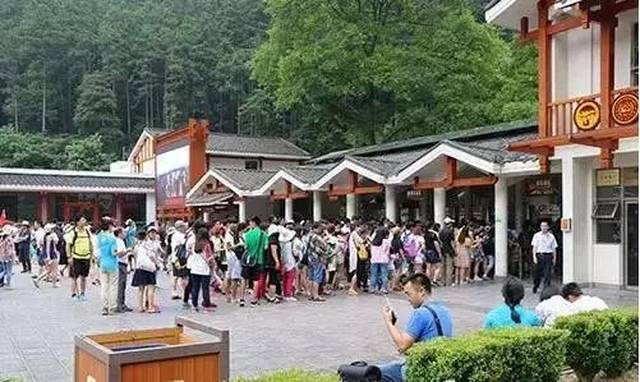 大连人的国庆长假可能要“泡汤”了！不是阴天就是雨，还有几个坏消息告诉你