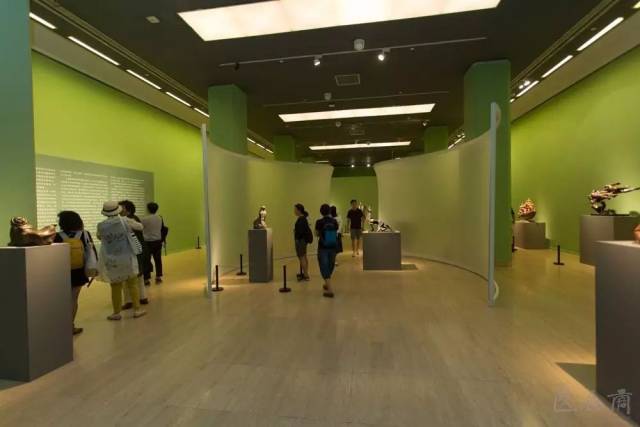 exhibitionof,exhibitionbooth the largest exhibition of sculpture opened at the