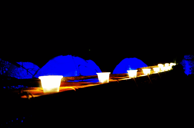 星空帐篷,梦幻蜡烛,还有漫天的繁星,这才是霸都孩子国庆8天假的酷炫