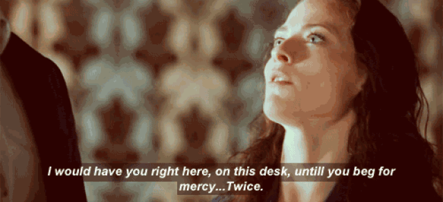 我们这些演小扒手的和声要坐在台上,结果主演说话时我不小心放了个屁