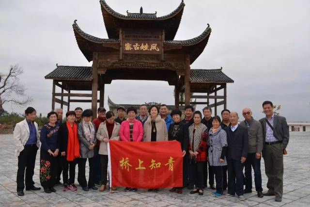 来新洲凤娃古寨,门票免费送,节目免费