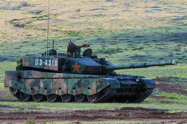 而美国因故不能卖m1a1给台,但又不肯放弃这么大一块蛋糕,于是乎想出了
