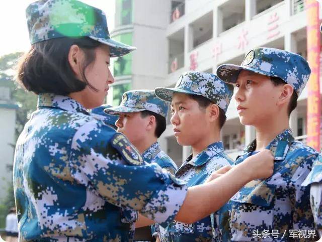 女生当兵是作秀?你真的低估了这一代人和这支军队