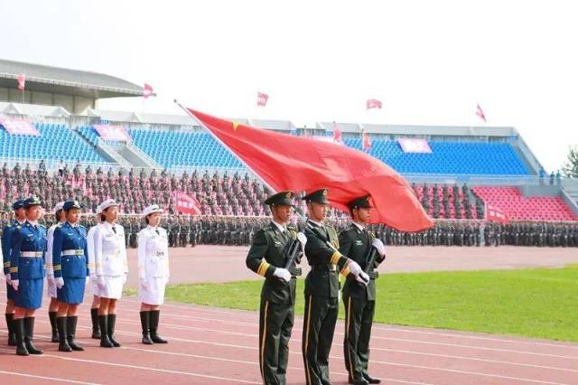 历年阅兵仪式美照,你们都是最美连队!