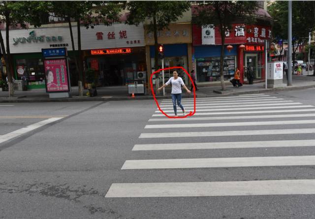 闯红灯,不文明行为