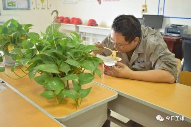 检修小故事| 热电厂检修车间的泡面哥