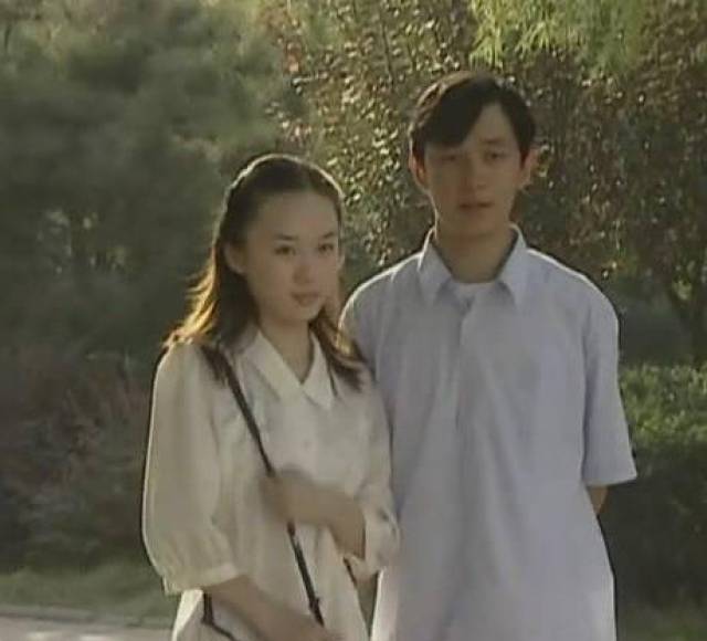 这部电视没看过,但是知道,叫《青春出动》,也是1999年的