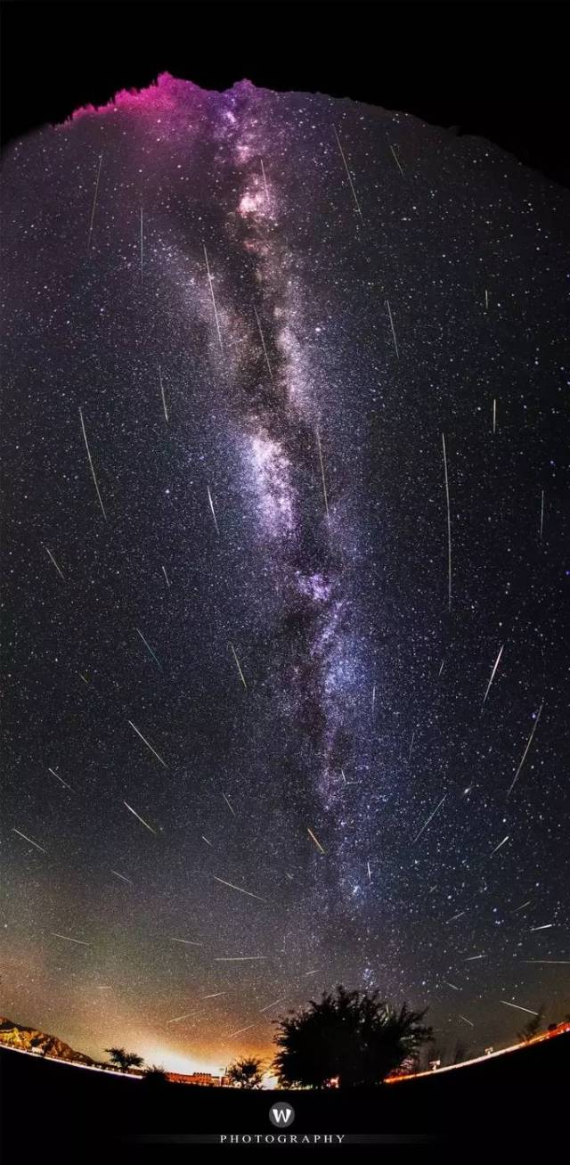 2016年8月英仙座流星雨,摄于四姑娘山锅庄坪,收录于nasa apod,获得