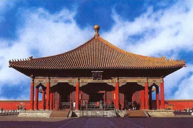为什么中国古代建筑屋顶上都要"顶个球"?