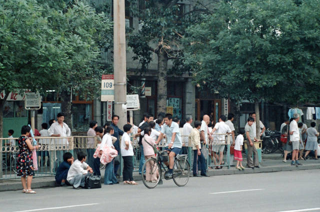 1986年北京城的珍藏老照片:没想到30年前的北京是这样子