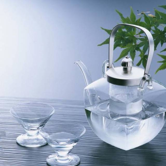早晚两杯白开水