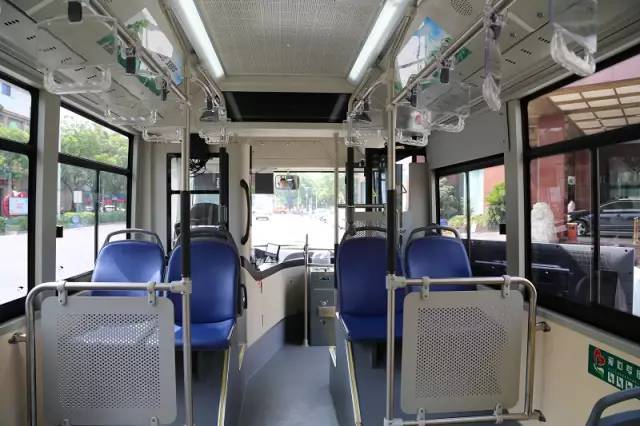 奉贤BRT公交车最新曝光!外观太美了.