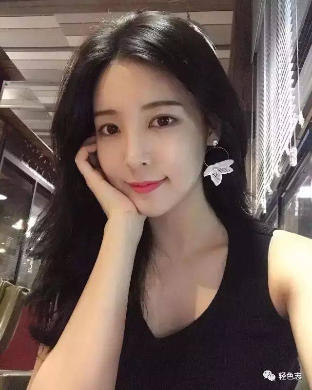 【美图】她才是穿衣显瘦,脱衣有肉!-搞笑频道-手机搜狐