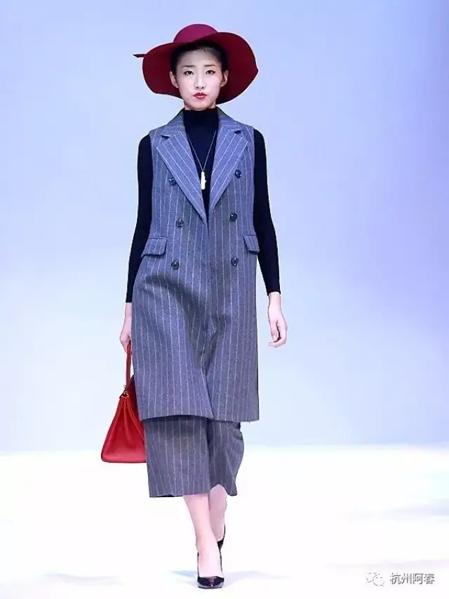 "渝派魅力"重庆服装行业十大品牌服装秀(上)