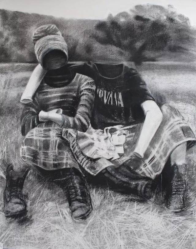 online gallery 镜中奇遇记—她带你玩转镜子里的艺术!