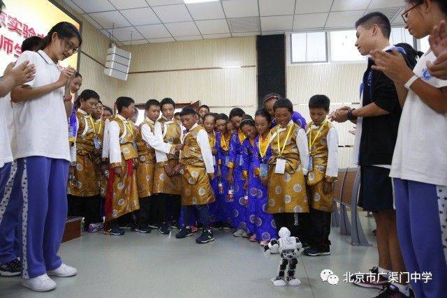 【感恩祖国 圆梦首都 】拉萨北京实验中学京藏宏志班师生赴北京市