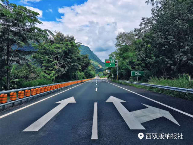 昆曼公路小磨高速通车试运营 各方看好"高速"机遇