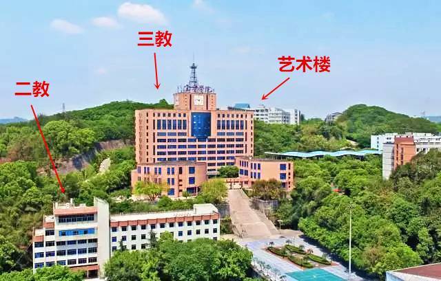 是最重要的"战斗基地" 学生们上课也更加精神 宜宾学院 宜宾学院整体