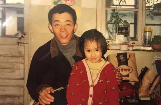 蒋雯丽皮肤干到全脸浮粉也不保养？难怪绯闻赶