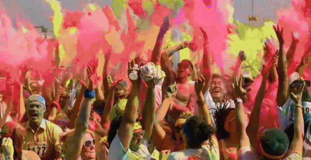 彩虹跑 (rainbow run) 是一项推崇健康,快乐的跑步活动,被称为