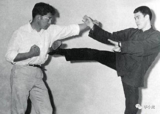 李小龙罕见训练照曝光,第七张踢爆沙袋,第八张盲拳,第