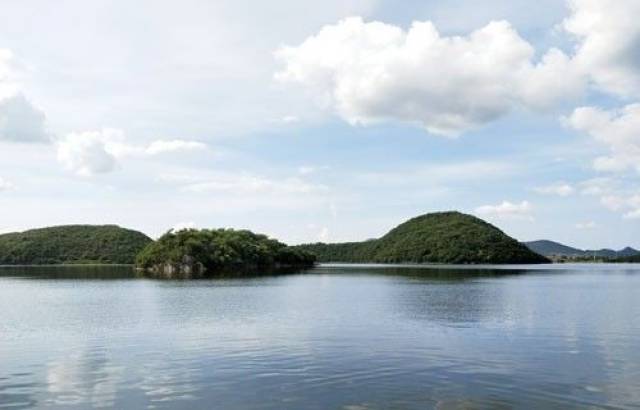 国庆周边游,去砚山"黄金海岸"吃月饼赢千元大奖