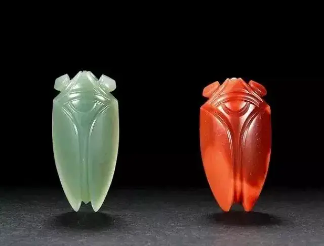 现代仿汉八刀制玉蝉