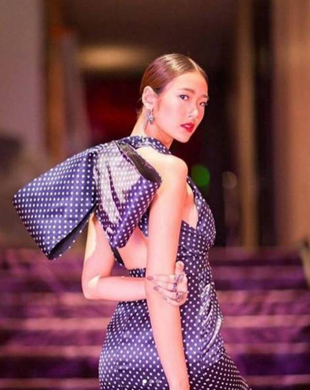 18禁有什么好看?这部青春动作片禁止老师观看