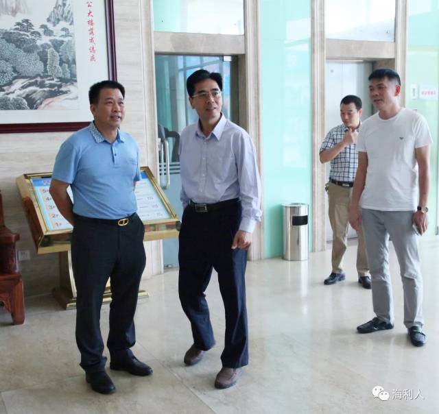 化州市委书记黄永到海利调研