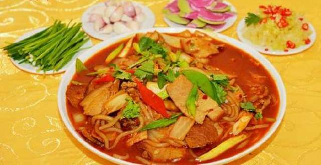 白银酸烂肉铜城第一家常菜