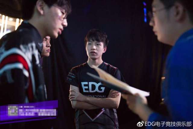 lol大赛在即,edg:厂长向前跑,网友:我是你的粉丝!