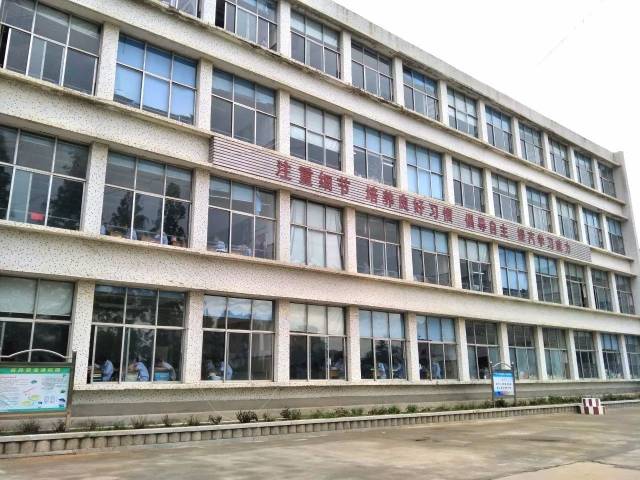 | 荣成就要搬迁啦!带你去校园看看