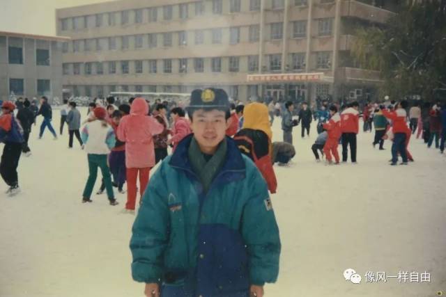 二十初中前的山大附中有一座三层的旧楼楼(被涨水"初中")和图片四层一座称为坑多年汾图片