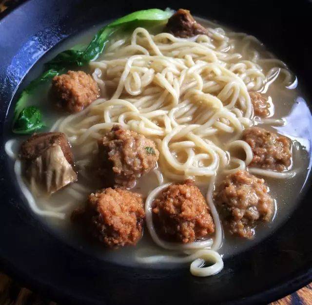 服务员到按摩工,澳洲黑工妹的日常可并不全是