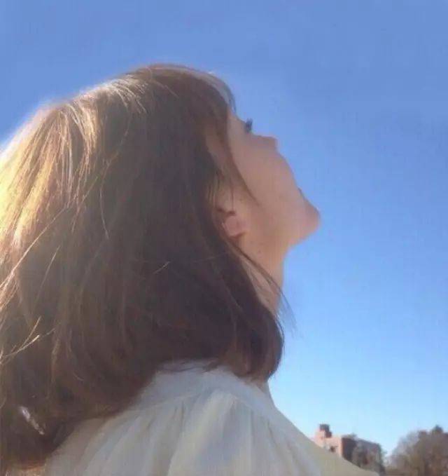有时疏远不是讨厌  而是太喜欢有很无奈