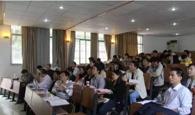 教师培训"苦不堪言"