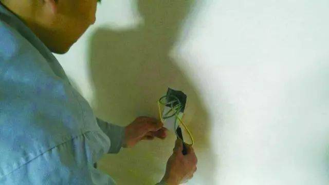 墙布怎么施工视频 4e42cf2c35094e218ed7bd7a873e7f32.jpeg