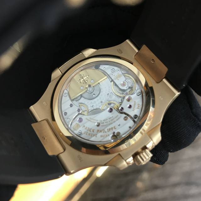 奢华的百达翡丽patek philippe 5712r(鹦鹉螺)玫瑰金