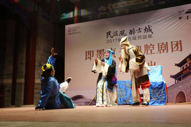 国家级"非遗"柳腔连唱三天,市民相聚古城过戏瘾