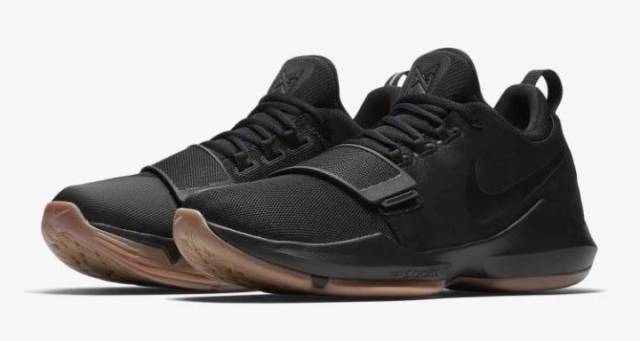 低调不失质感 Nike PG1 Black Gum即将发售