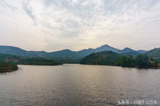 山青水秀好风光简谱_山青水秀好风光图片(2)