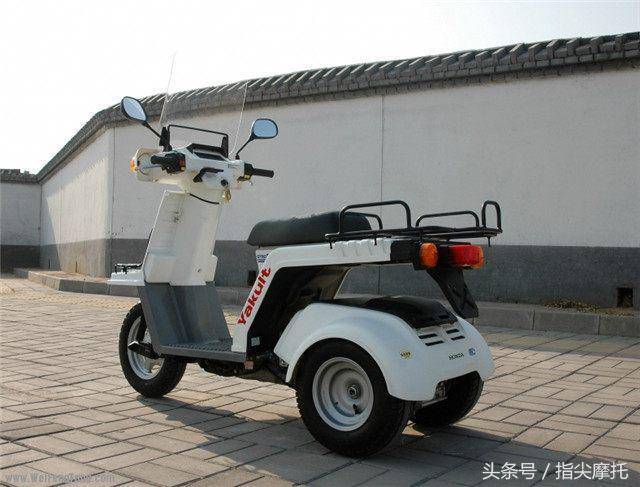 全面拆解本田不倒翁摩托车,磁性连接水泵,四气门设计!