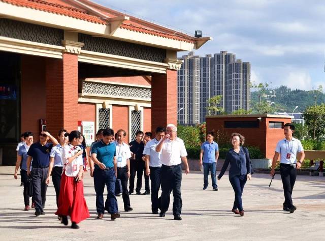 全力支持老院子景区做大做强,建设"海上鼓浪屿·陆上老院子"新格局!