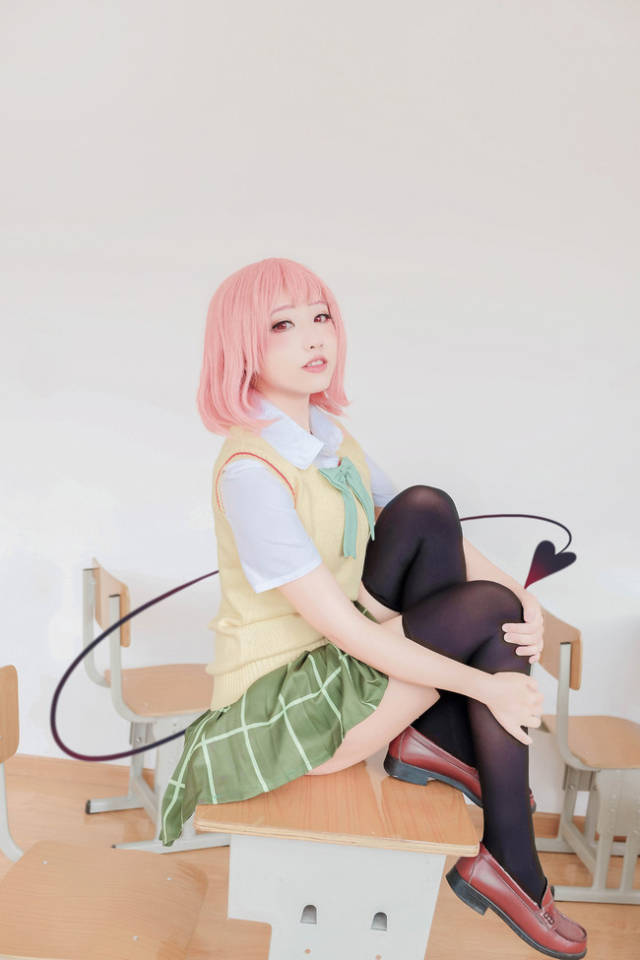 出包王女 梦梦·贝莉雅·戴比路克 cosplay