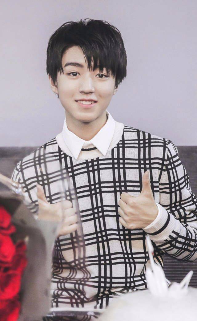 都是童星出身,王俊凯的人气比吴磊高