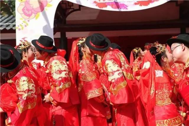 史上最抵!599元包你一场中式婚礼!婚照、蜜月