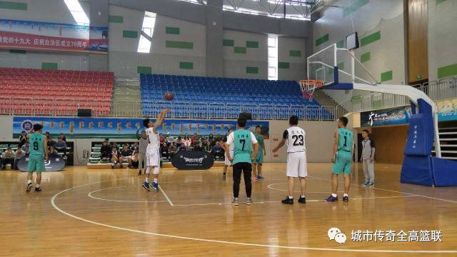 2017呼和浩特民族学院"迎新杯"篮球赛圆满闭幕