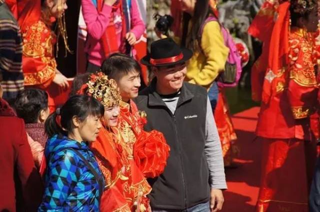 史上最抵!599元包你一场中式婚礼!婚照、蜜月